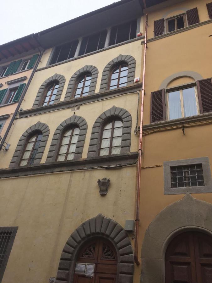 Hand Decorated House With Court Florenz Exterior foto